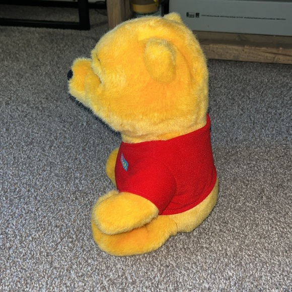 Disney Vintage Winnie the Pooh 1994 Mattel Plush Stuffed Animal - Picture 3 of 8